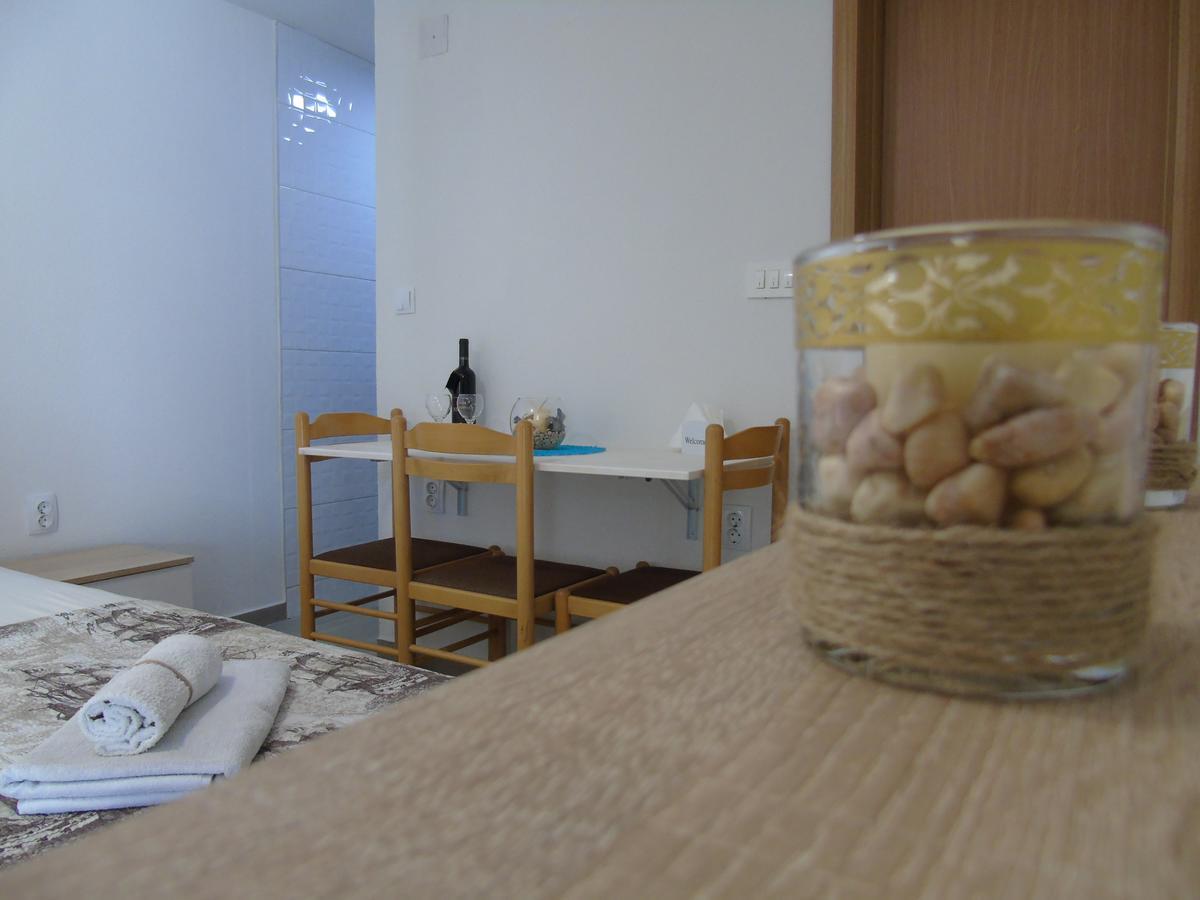 Apartments Marysol Котор Екстер'єр фото